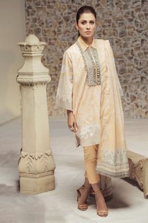 Ayeza Khan feet photo thumbnail