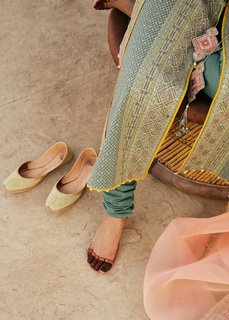 Ayeza Khan feet photo thumbnail