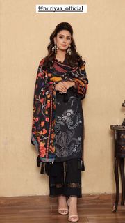 Ayeza Khan feet photo thumbnail