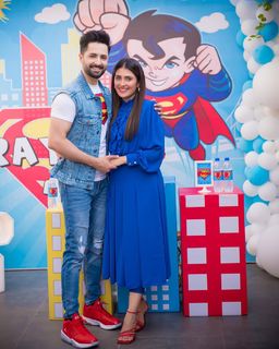 Ayeza Khan feet photo thumbnail