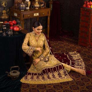 Ayeza Khan feet photo thumbnail