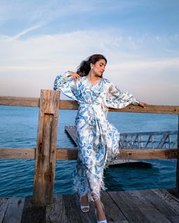 Ayeza Khan feet photo thumbnail