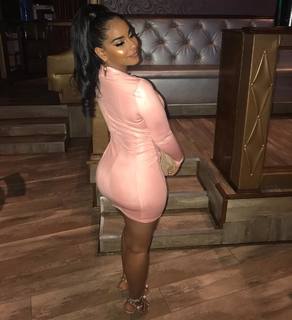 Ayisha Diaz feet photo thumbnail