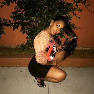 Ayisha Diaz feet photo thumbnail