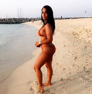 Ayisha Diaz feet photo thumbnail