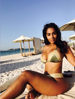 Ayisha Diaz feet photo thumbnail