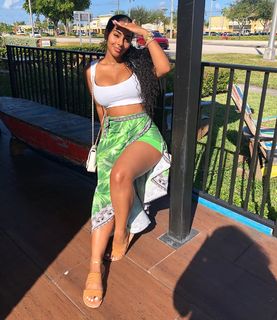 Ayisha Diaz feet photo thumbnail