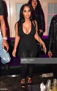 Ayisha Diaz feet photo thumbnail