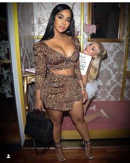 Ayisha Diaz feet photo thumbnail