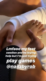 Ayisha Diaz feet photo thumbnail