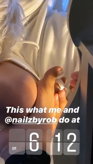 Ayisha Diaz feet photo thumbnail