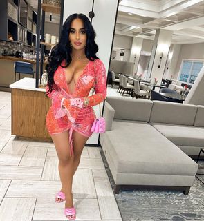 Ayisha Diaz feet photo thumbnail