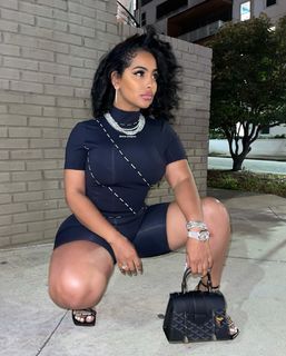 Ayisha Diaz feet photo thumbnail