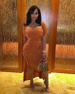 Ayisha Diaz feet photo thumbnail