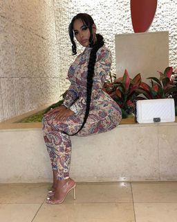 Ayisha Diaz feet photo thumbnail