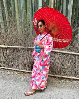 Ayisha Diaz feet photo thumbnail