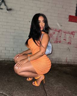 Ayisha Diaz feet photo thumbnail