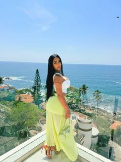 Ayisha Diaz feet photo thumbnail