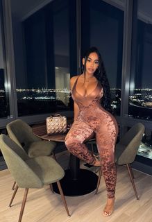 Ayisha Diaz feet photo thumbnail