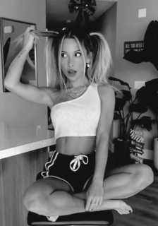 Ayla Woodruff feet photo 13