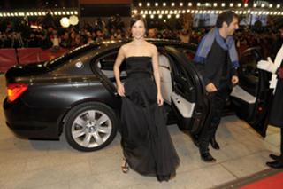 Aylin Tezel feet photo thumbnail