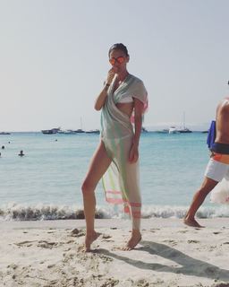 Ayse Hatun Önal feet photo 7