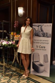 Ayse Tolga feet photo 5
