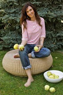 Ayse Tolga feet photo 1