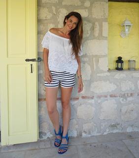 Ayse Tolga feet photo 19