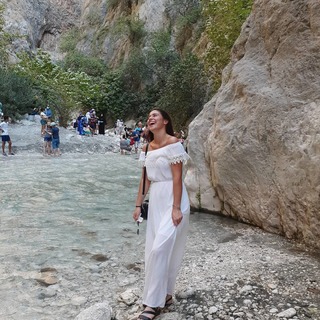 Ayse Yüksel feet photo 11
