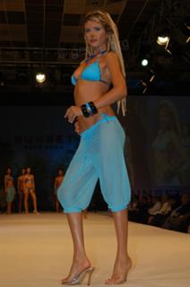 Aysun Kayaci feet photo 11