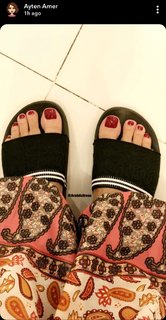 Ayten Amer feet photo thumbnail