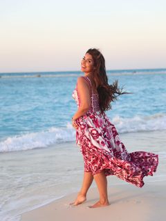 Ayten Amer feet photo thumbnail