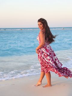 Ayten Amer feet photo thumbnail