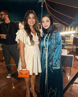 Ayten Amer feet photo thumbnail