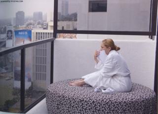 Ayumi Hamasaki feet photo 8