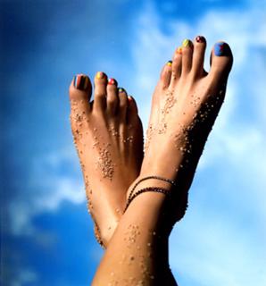 Ayumi Hamasaki feet photo 2
