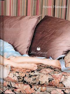 Ayumi Hamasaki feet photo 4
