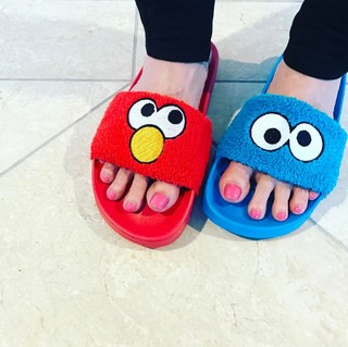 Ayumi Hamasaki feet photo 6
