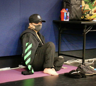 Ayumi Hamasaki feet photo 3