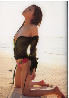 Ayumi Kinoshita feet photo 15
