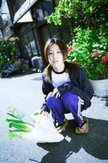 Ayumi Kinoshita feet photo 19