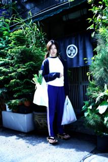 Ayumi Kinoshita feet photo 17
