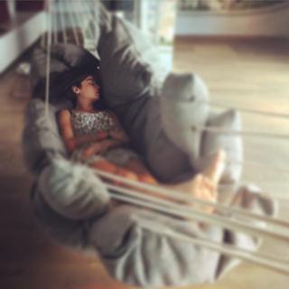 Ayça Aysin Turan feet photo thumbnail