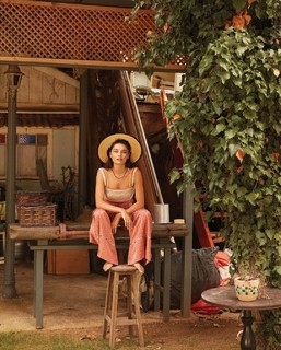 Ayça Aysin Turan feet photo thumbnail