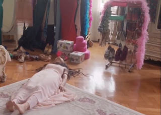 Ayça Aysin Turan feet photo thumbnail