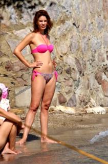 Ayça Varlier feet photo 9