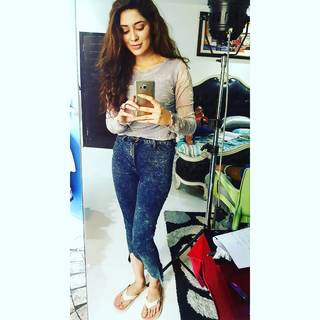 Azekah Daniel feet photo 2