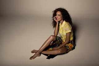 Azra Akin feet photo 13