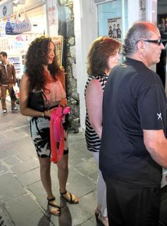 Azra Akin feet photo 6